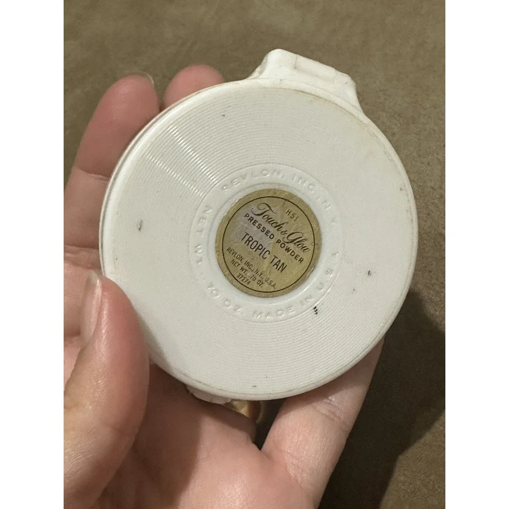 Vintage Revlon Touch & Glow Pressed Powder Tropic Tan Discontinued See Pictures